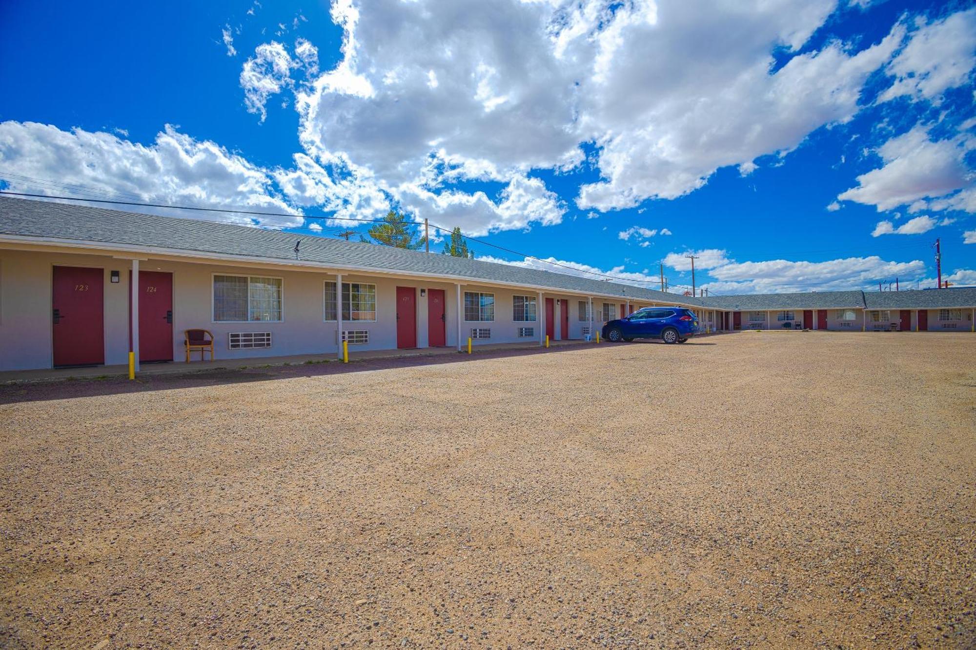 Holiday Motel, Lordsburg By Oyo Экстерьер фото