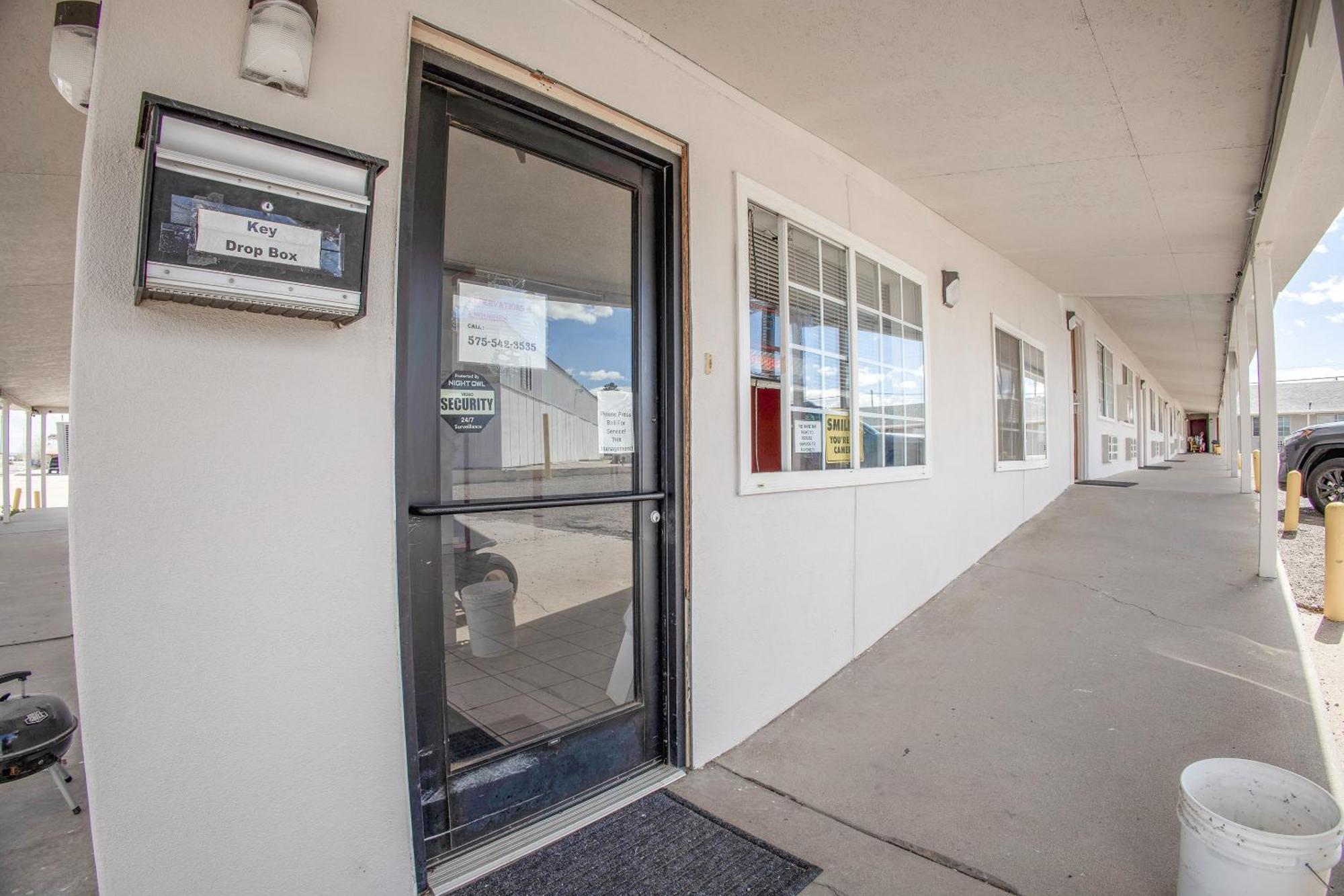 Holiday Motel, Lordsburg By Oyo Экстерьер фото